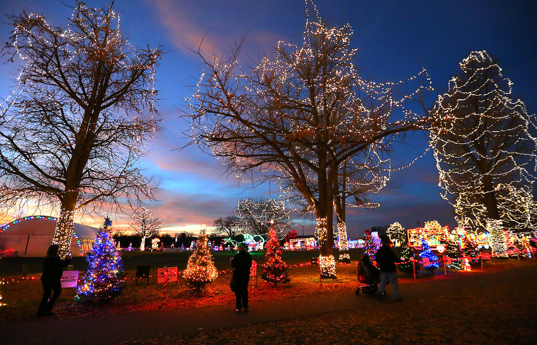 2017 Rotary Lights display in Riverside Park